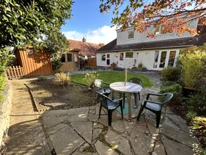 Photo 25- click for photo gallery